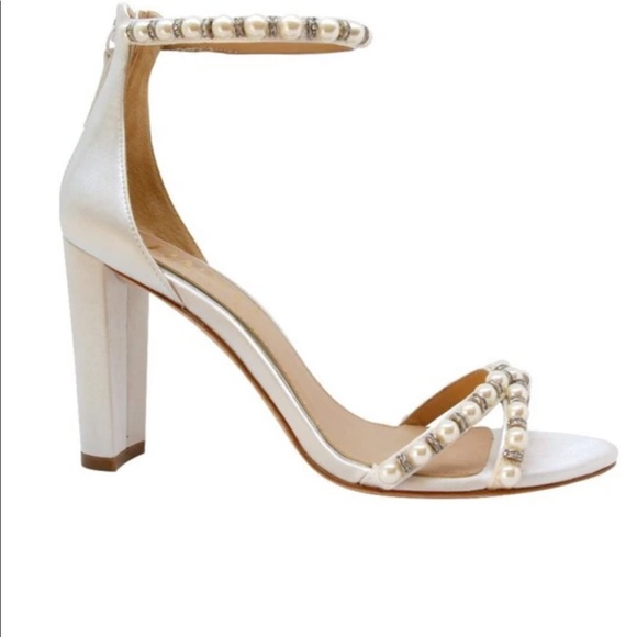 Alexandra by HARLO, block heel, white, size 8.5 - Picture 3 of 9